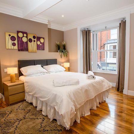 Tavmar Accommodation Lincoln Esterno foto
