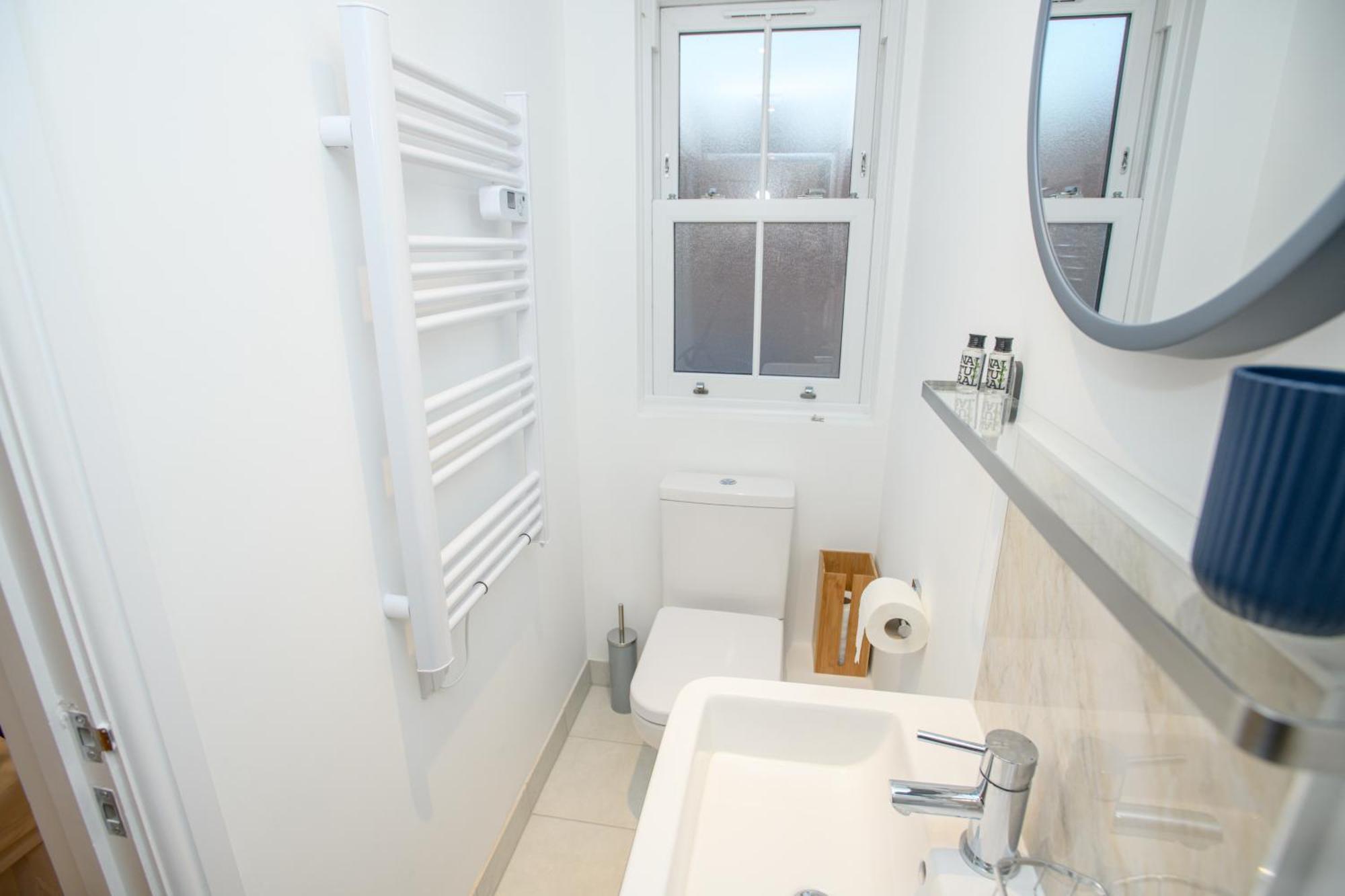 Tavmar Accommodation Lincoln Esterno foto