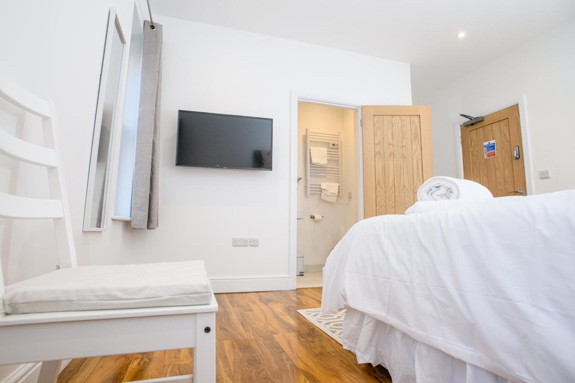 Tavmar Accommodation Lincoln Esterno foto