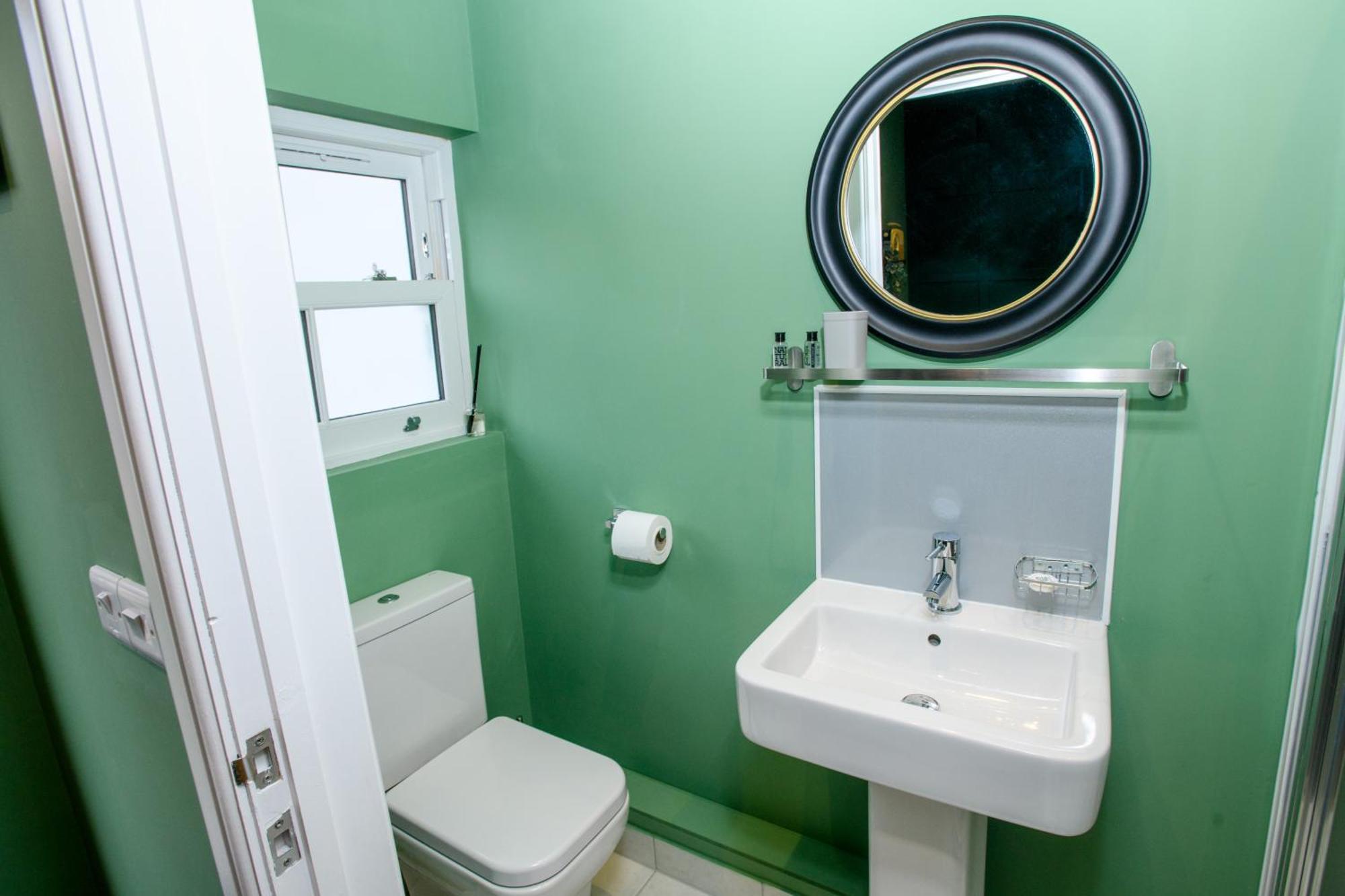 Tavmar Accommodation Lincoln Esterno foto