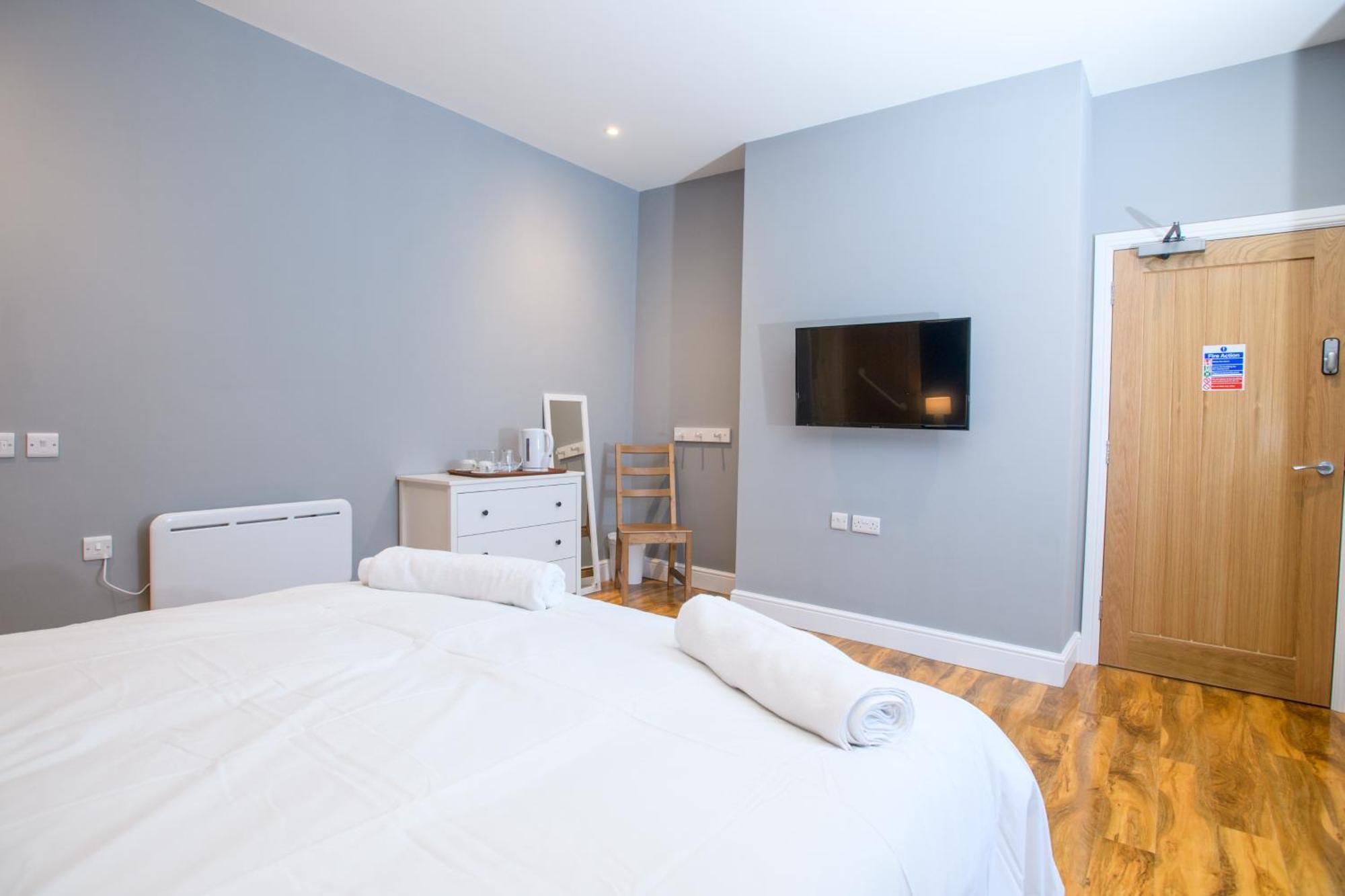 Tavmar Accommodation Lincoln Esterno foto