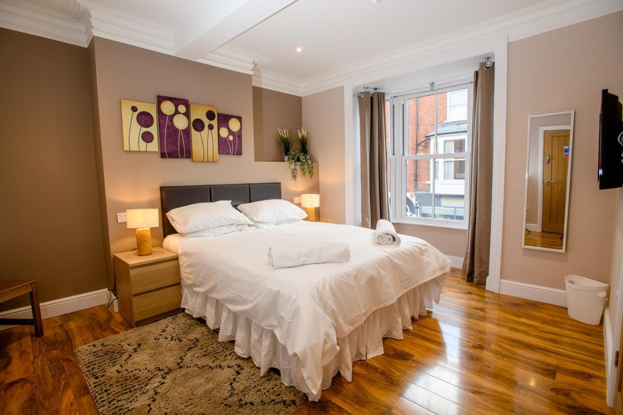 Tavmar Accommodation Lincoln Esterno foto
