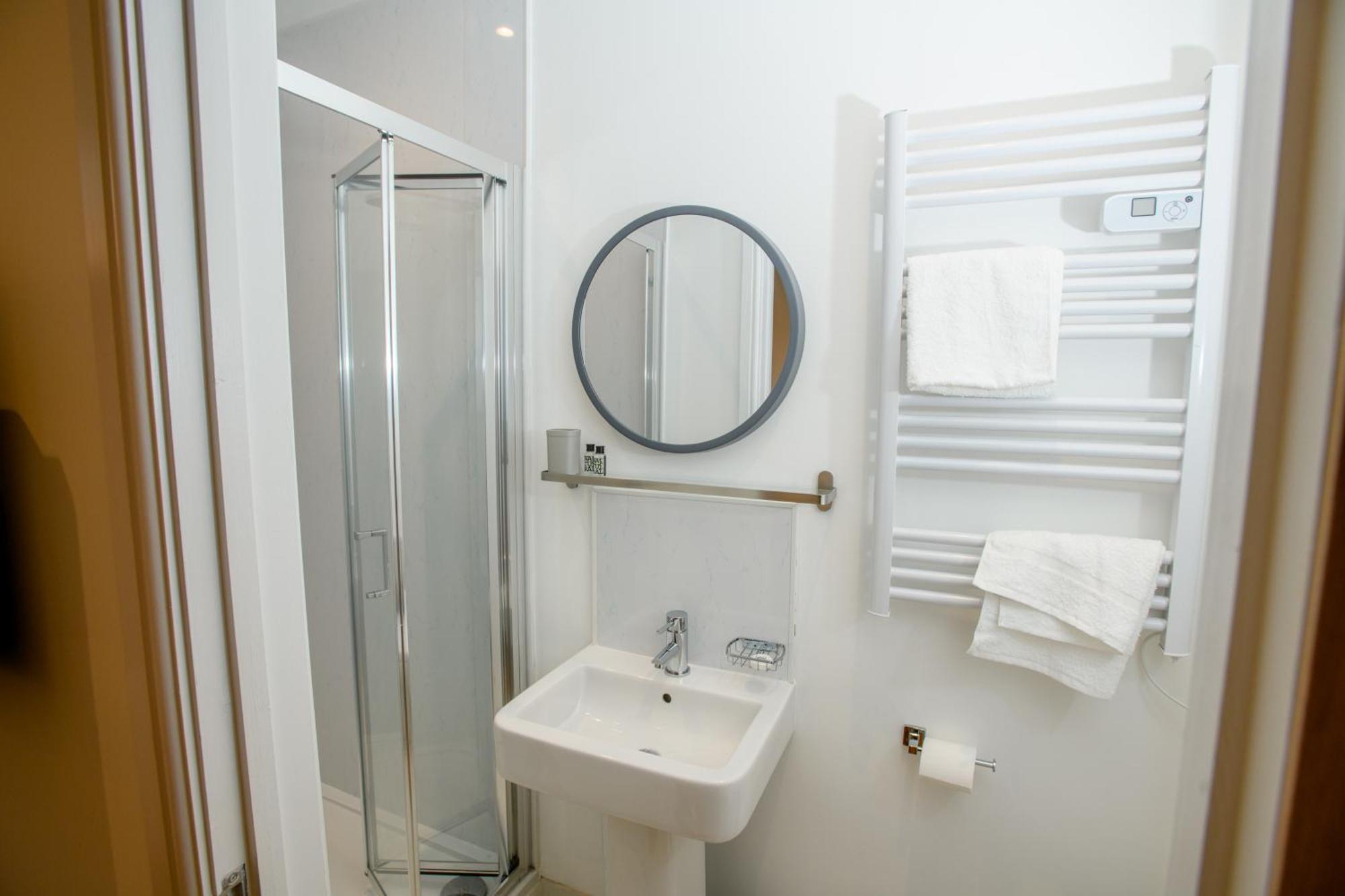 Tavmar Accommodation Lincoln Esterno foto